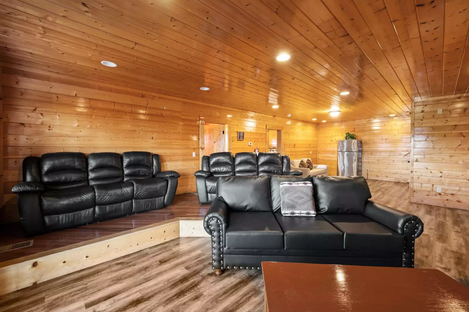 AWESOME VIEW LODGE