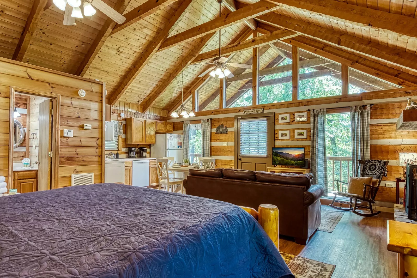 ROMANTIC HIDEAWAY