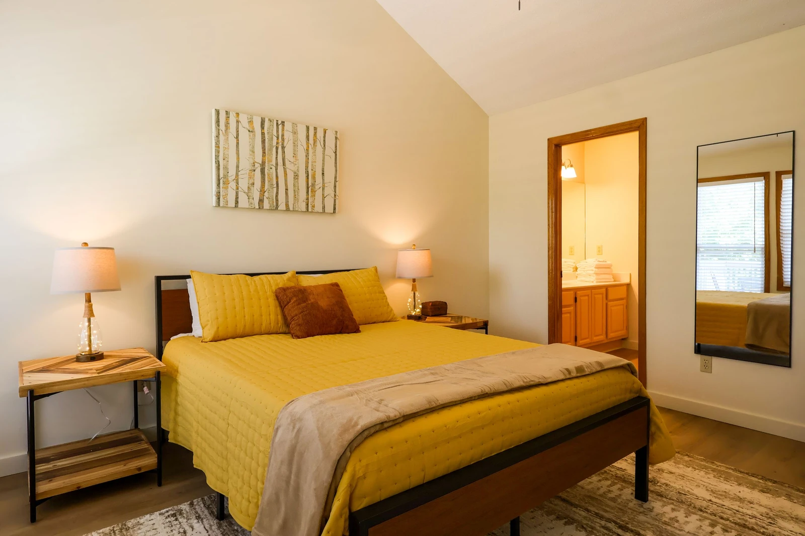 SUNSTONE LODGE