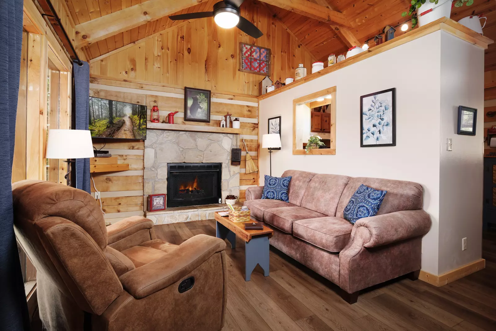 NESTLED INN