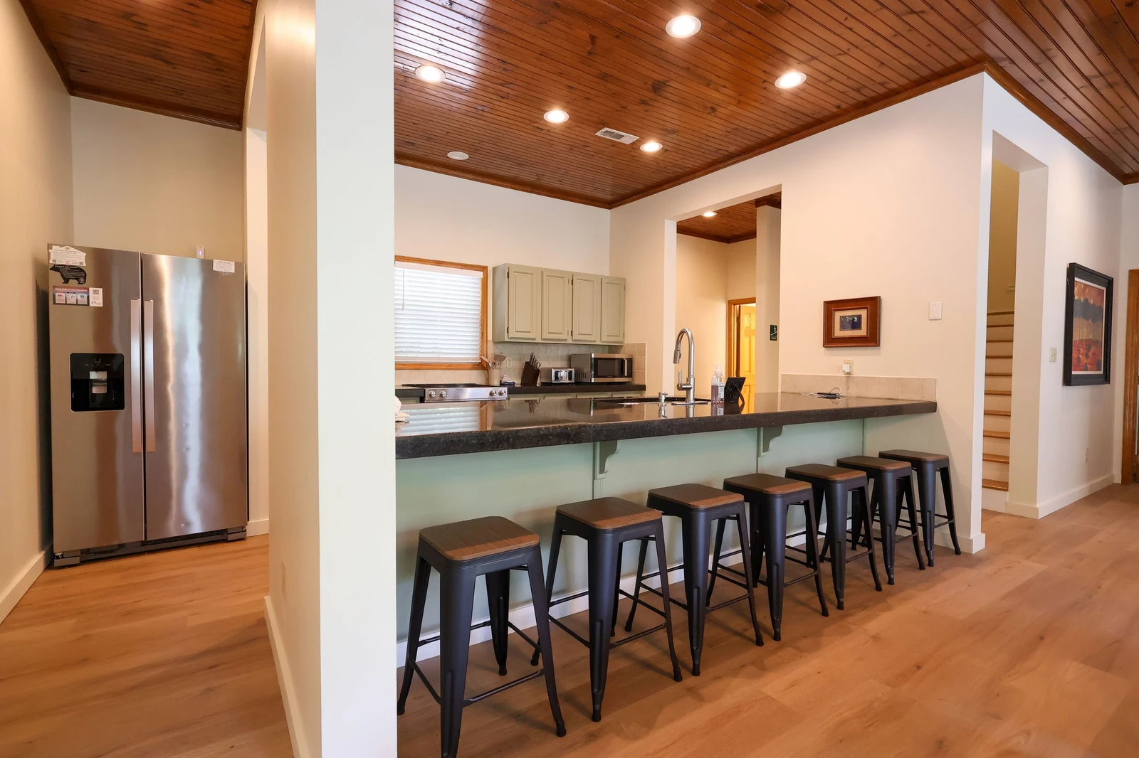 SUNSTONE LODGE