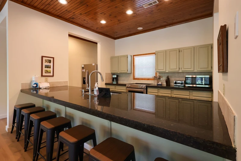 SUNSTONE LODGE