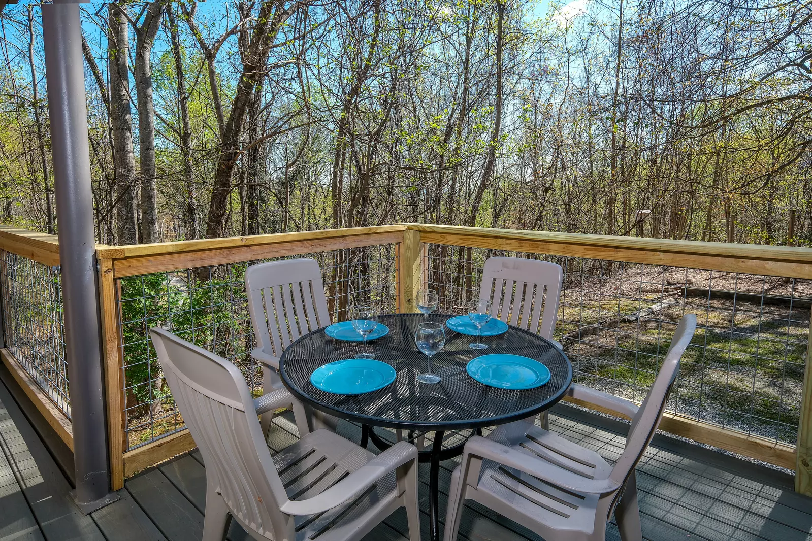 SILVER MAPLE CHALET