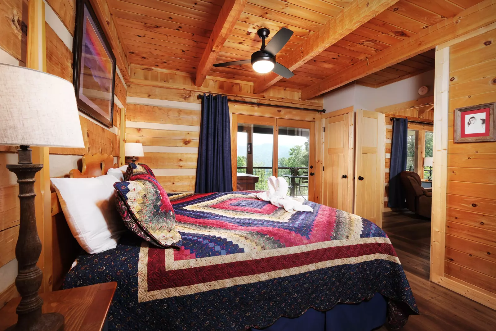 NESTLED INN