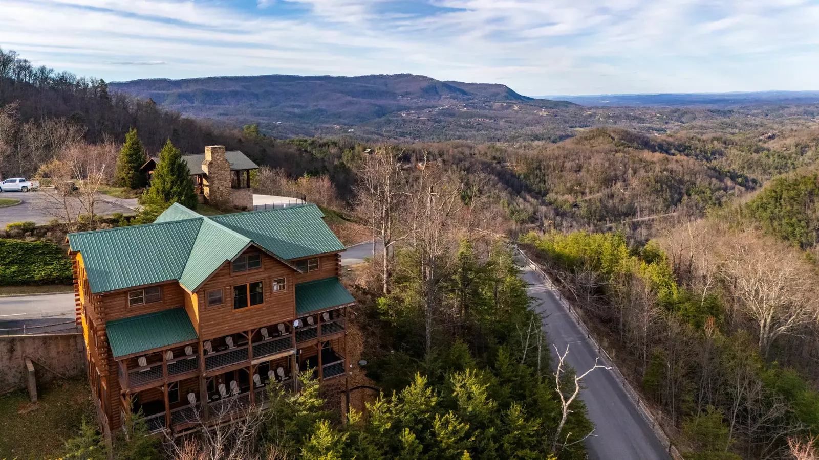 MOUNTAIN BREEZE MANOR