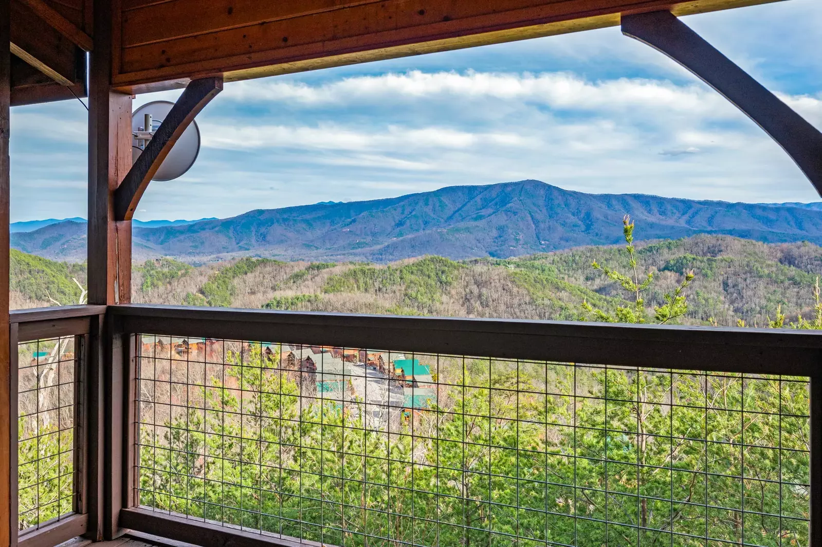 MOUNTAIN BREEZE MANOR