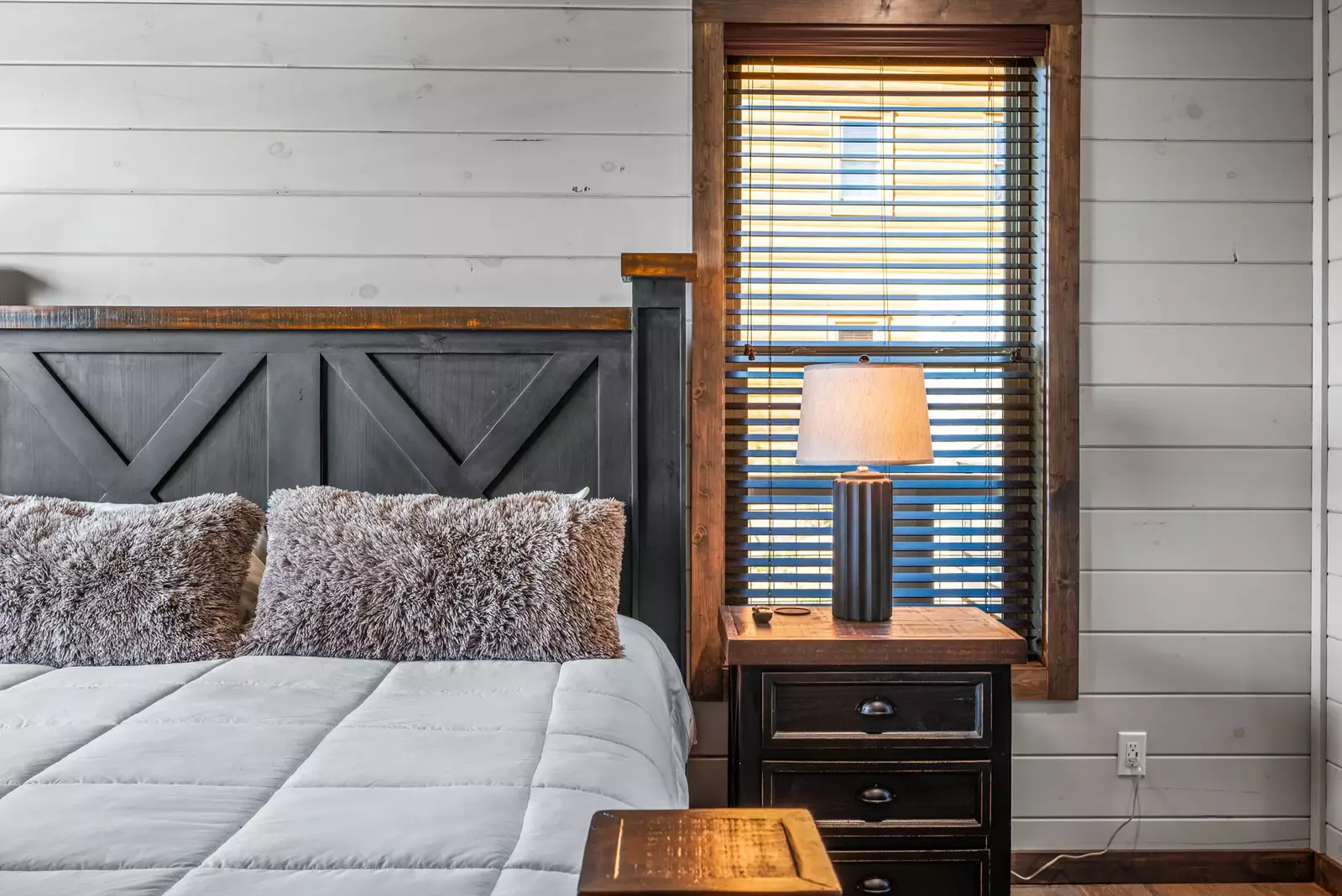 LUCID DREAMS LODGE