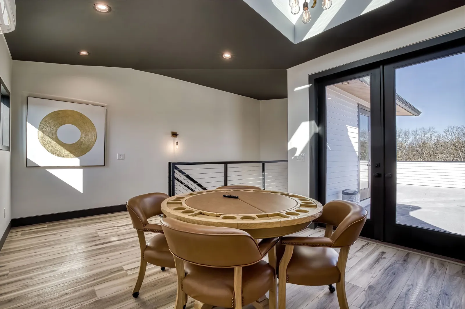 SUMMIT BROWNSTONE RETREAT