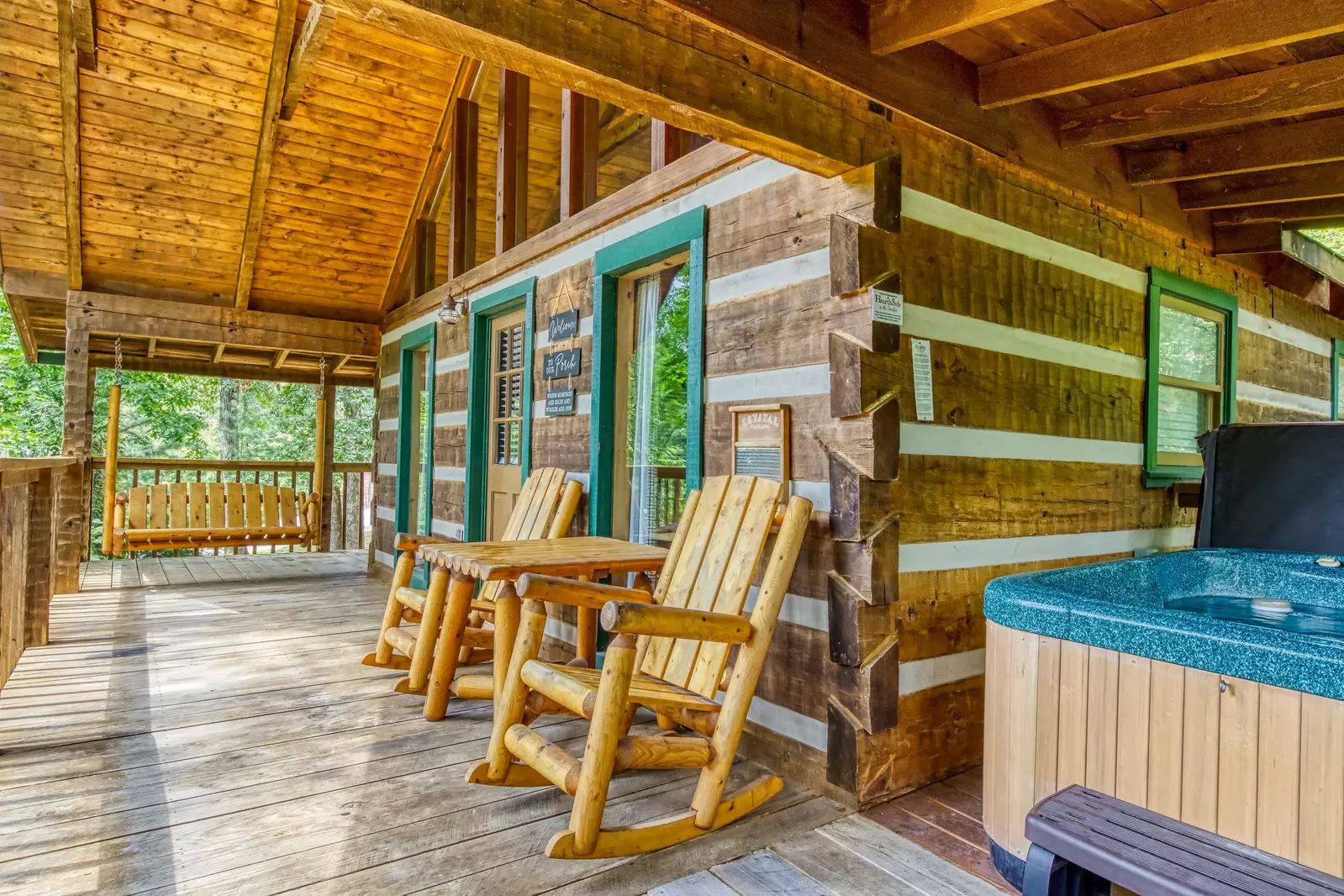 ROMANTIC HIDEAWAY