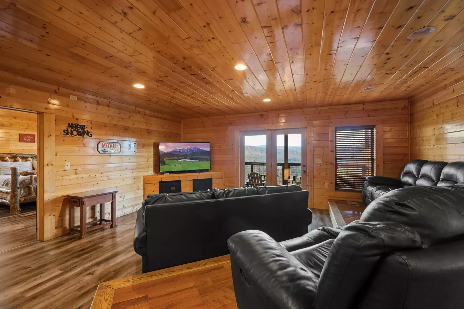 AWESOME VIEW LODGE