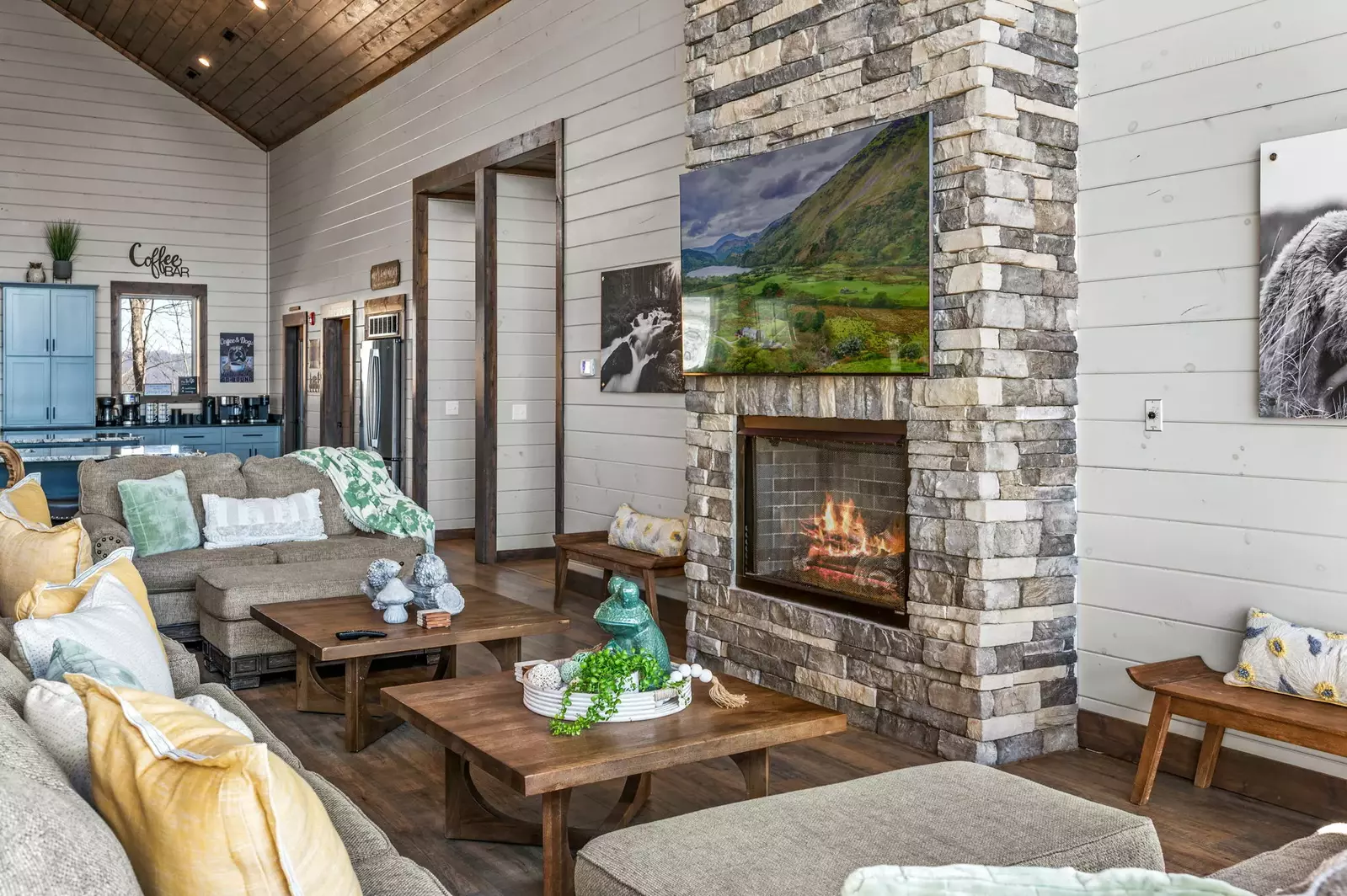 LUCID DREAMS LODGE