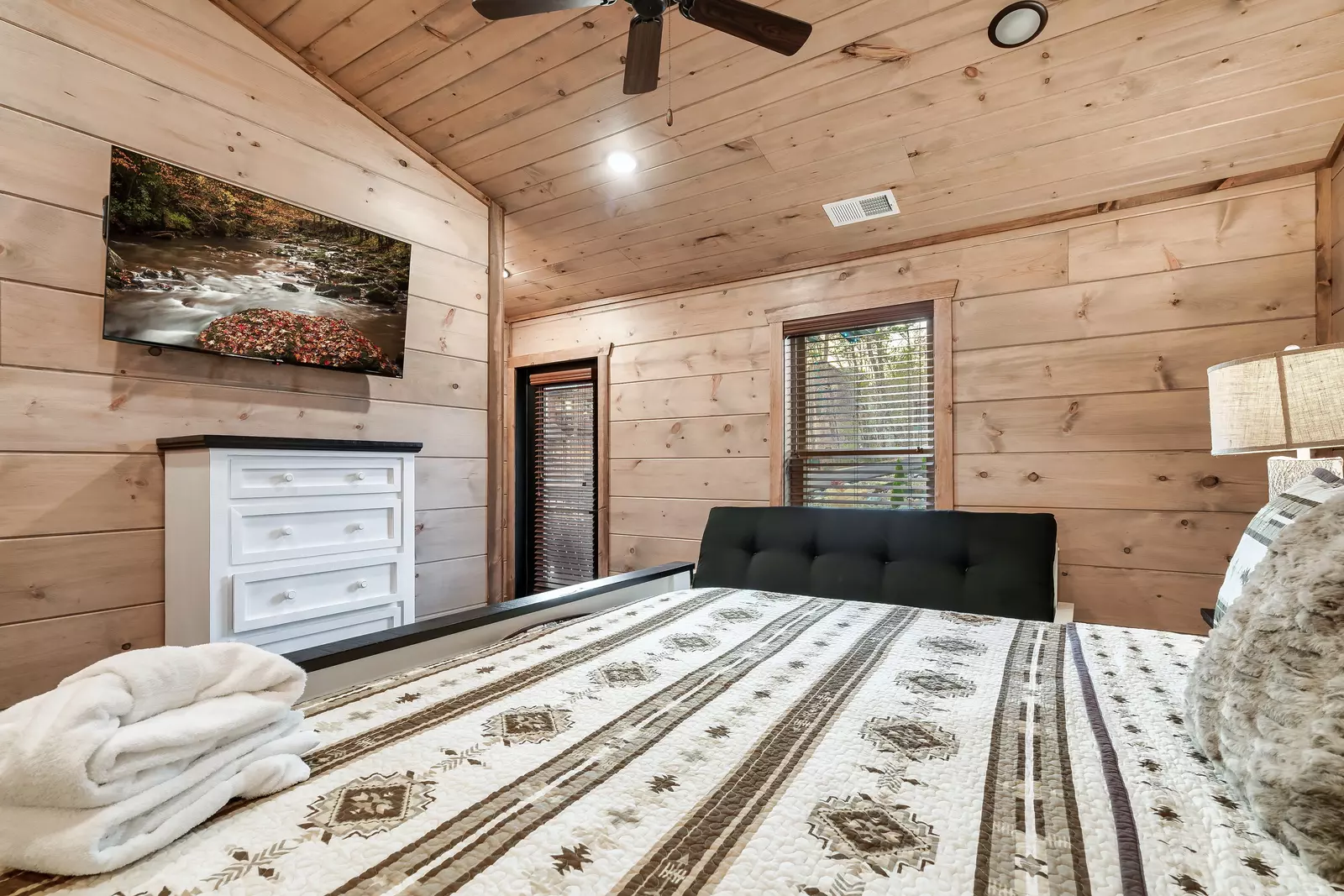 HIBERNATION LODGE