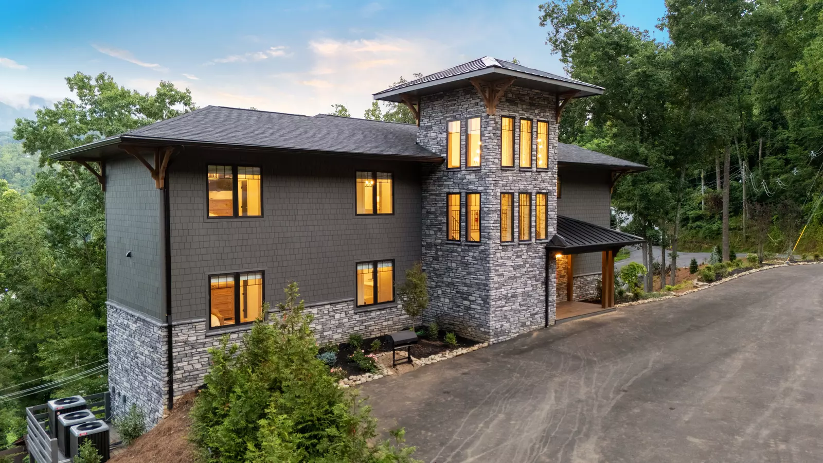 GREYSTONE HEIGHTS LODGE