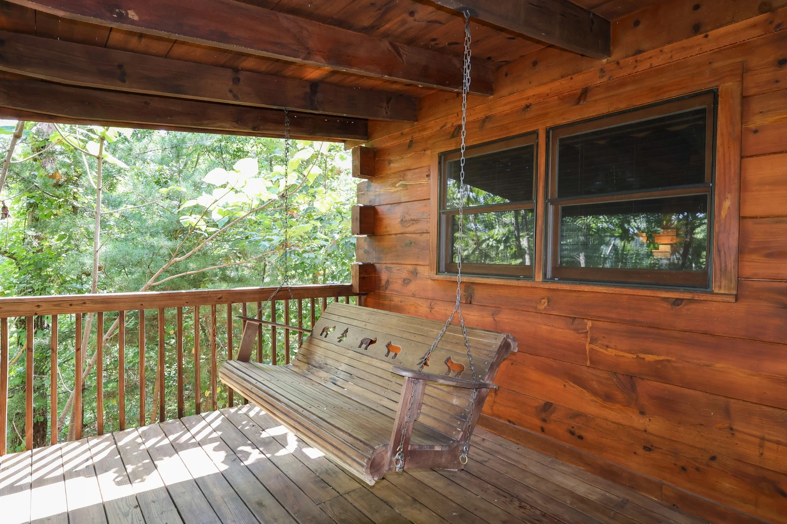 COVE CREEK LODGE