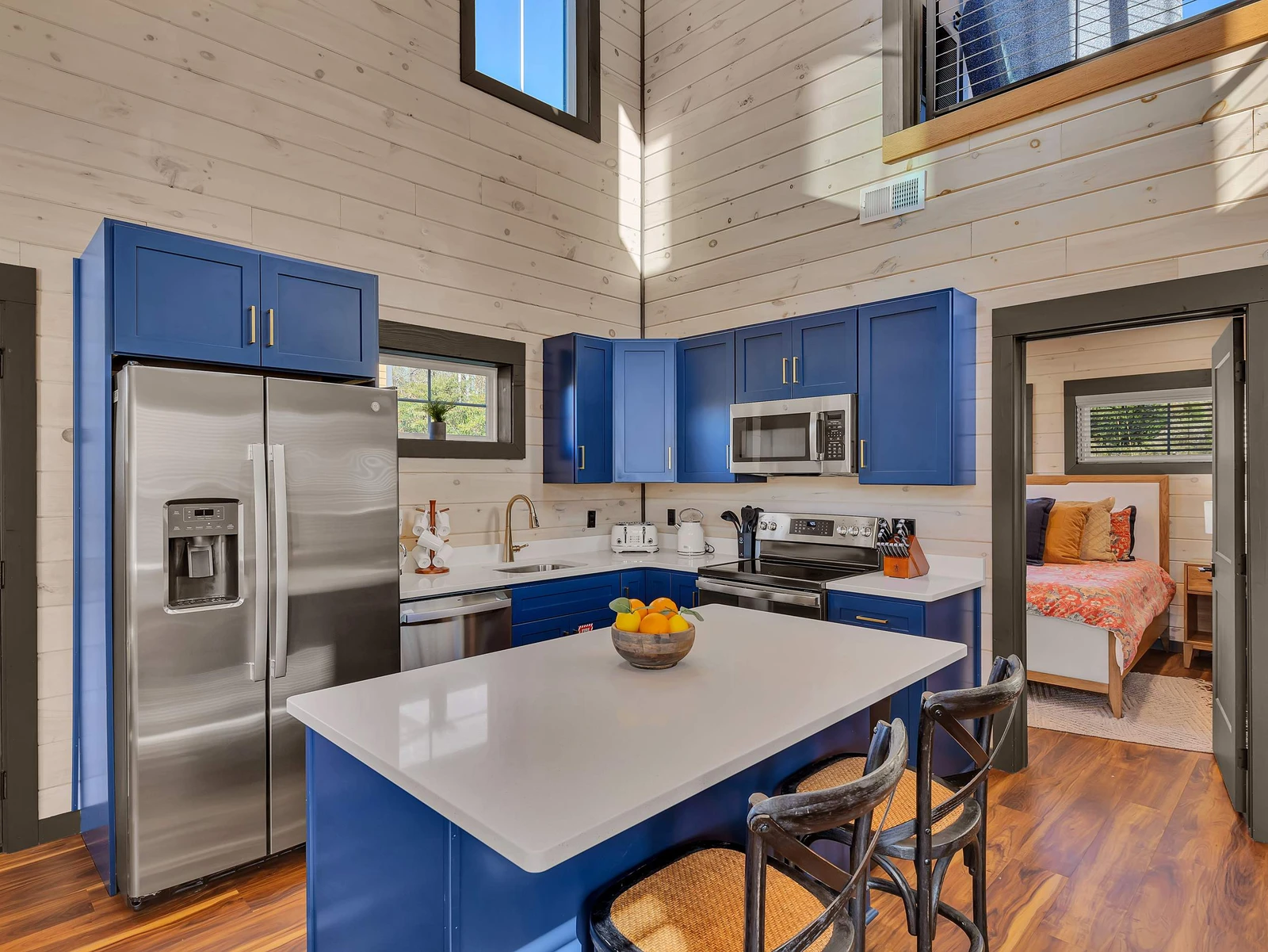 ful kitchen