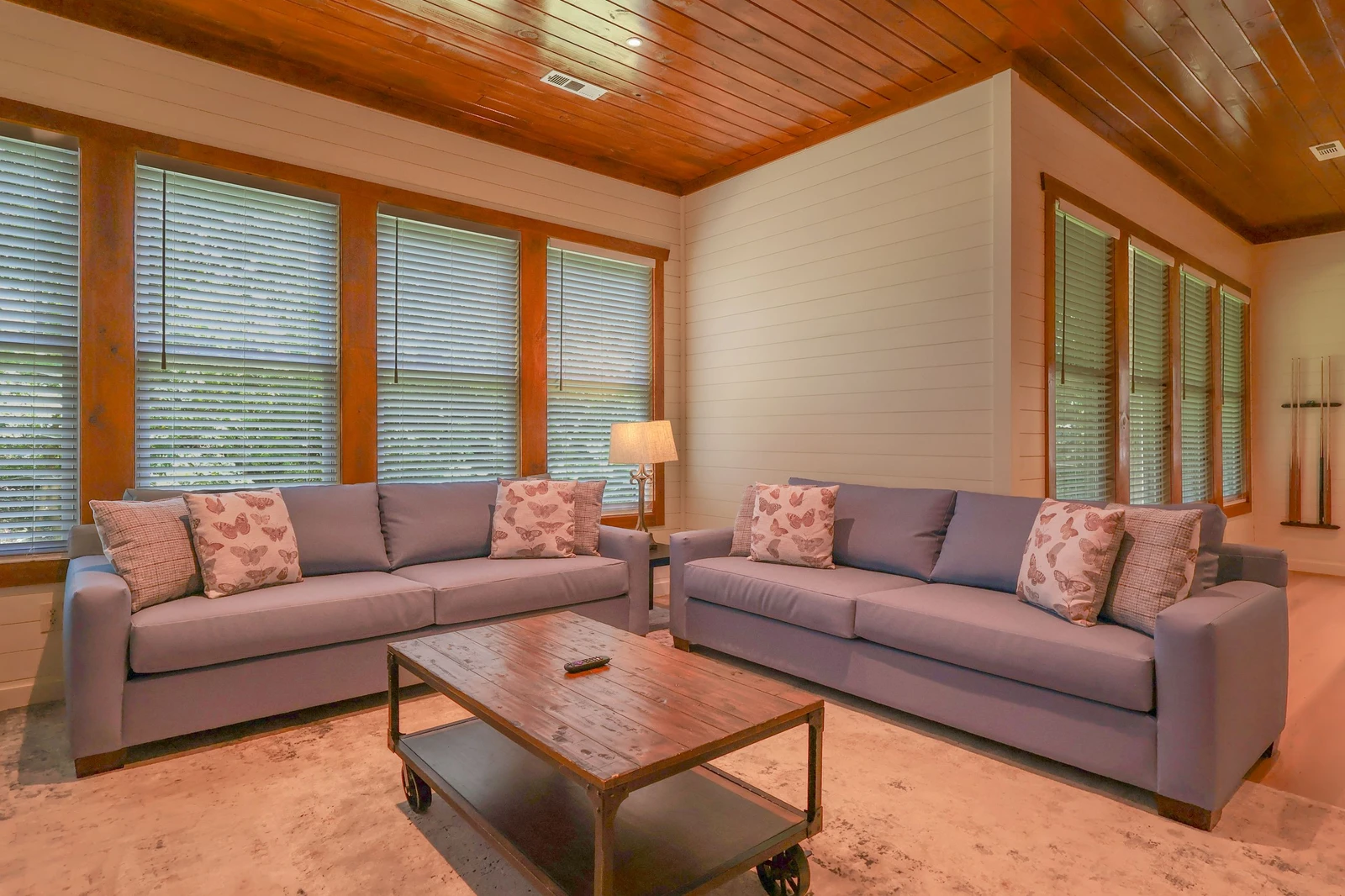 SUNSTONE LODGE
