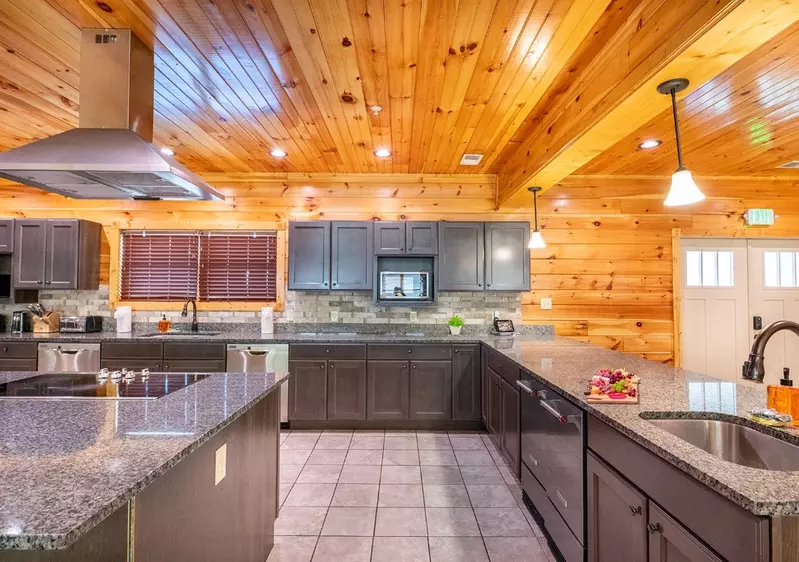 LEGACY LODGE