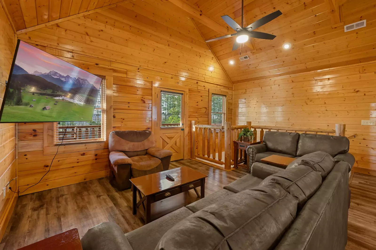 AWESOME VIEW LODGE