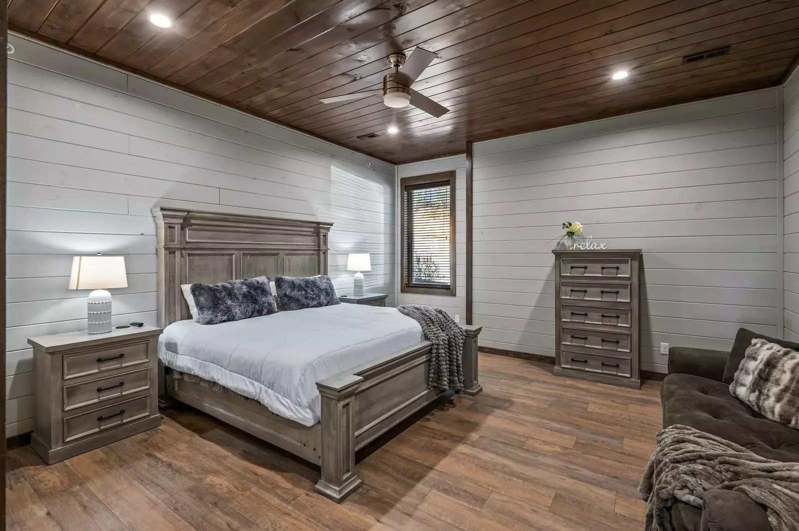 LUCID DREAMS LODGE