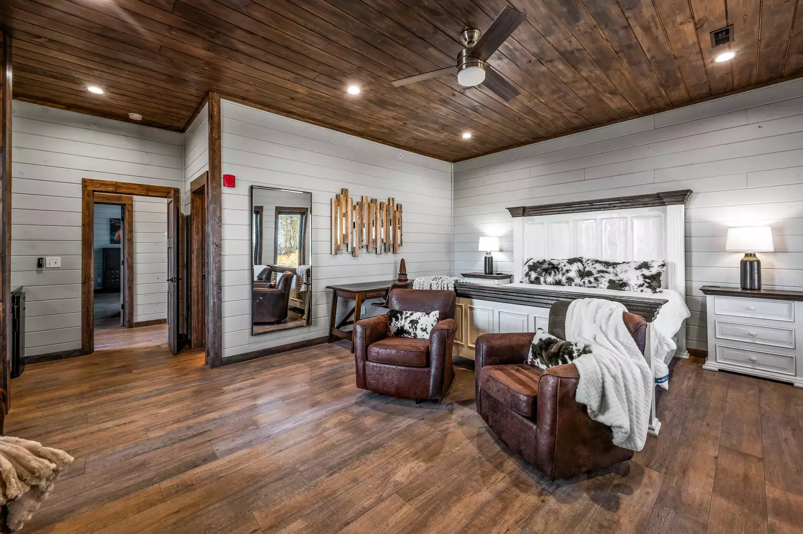 LUCID DREAMS LODGE
