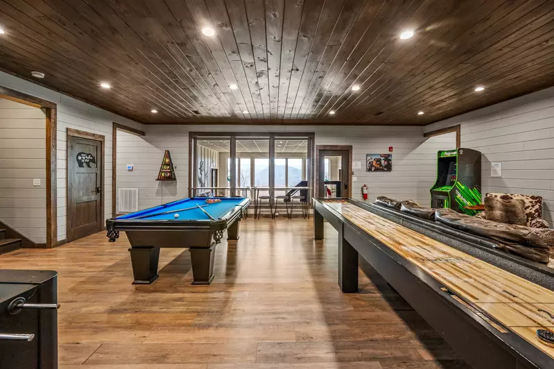 LUCID DREAMS LODGE