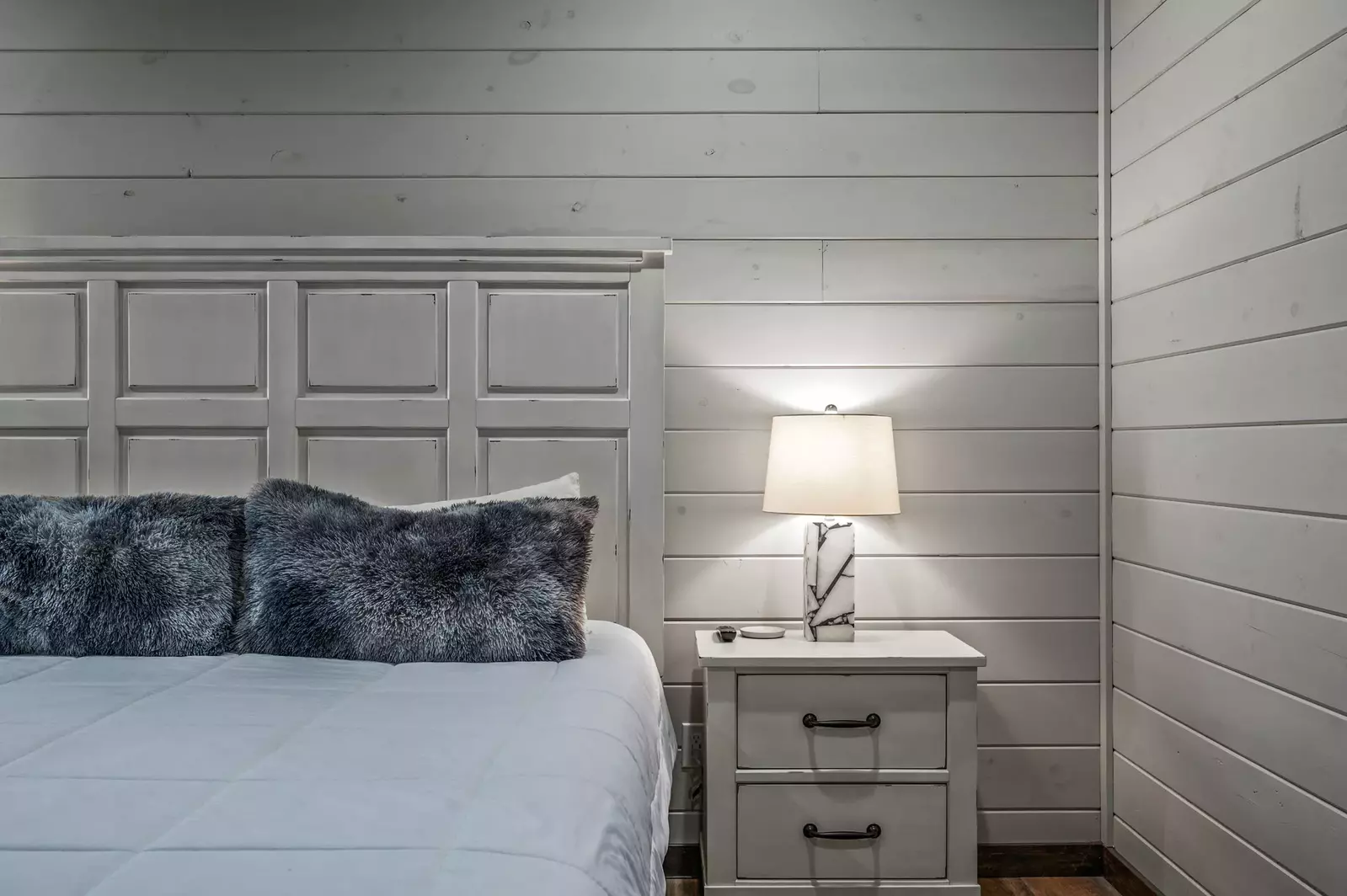 LUCID DREAMS LODGE