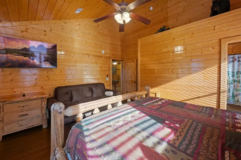 MOUNTAIN BREEZE MANOR