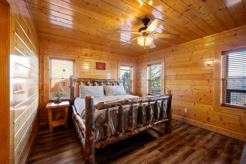 AWESOME VIEW LODGE