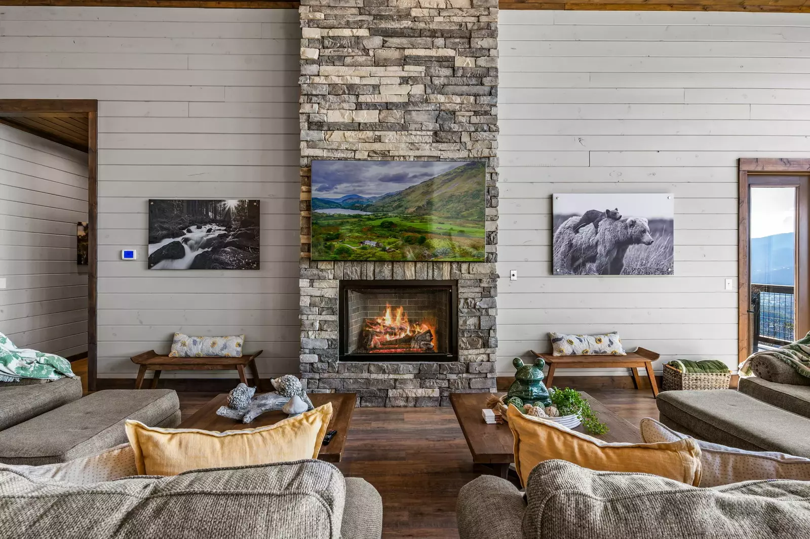LUCID DREAMS LODGE