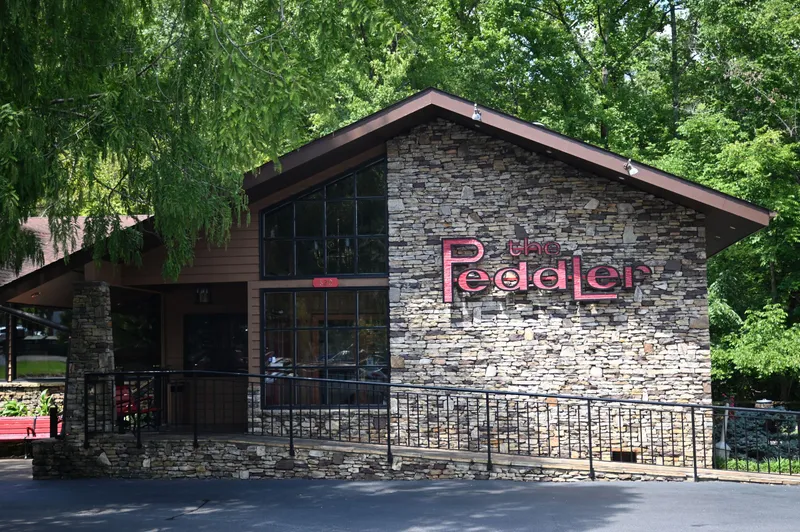 the peddler - most popular restaurant in gatlinburg tn